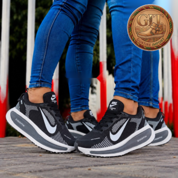 NIKE VOMERO PLUS UNISEX