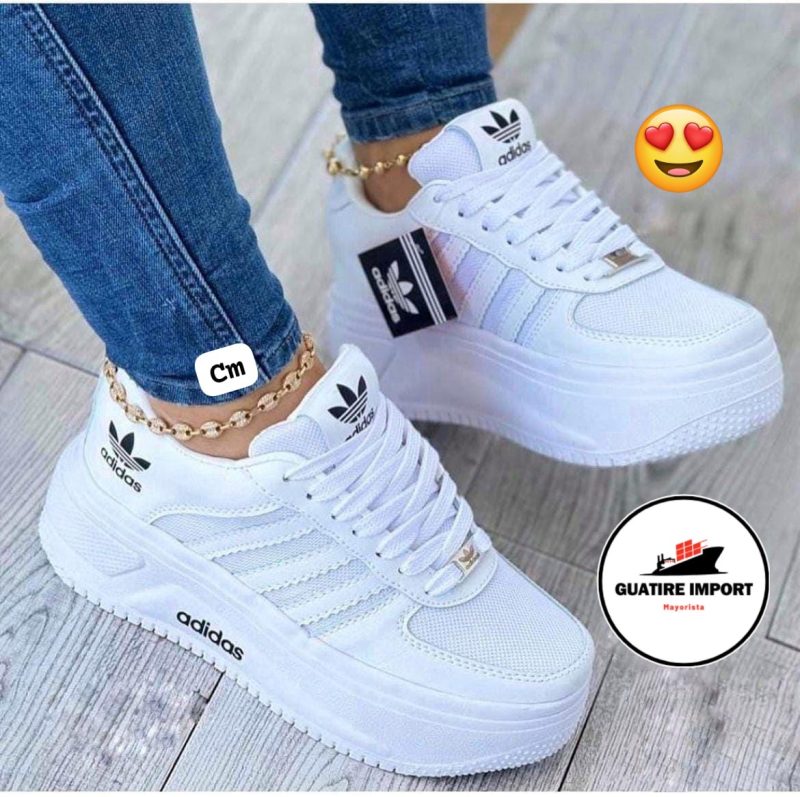 🌸ADIDAS CHAROL🌸